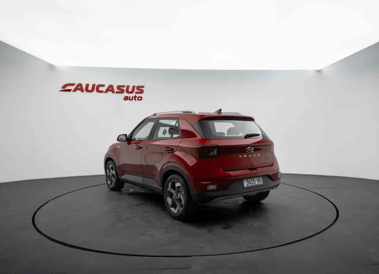 HYUNDAI Venue - 6