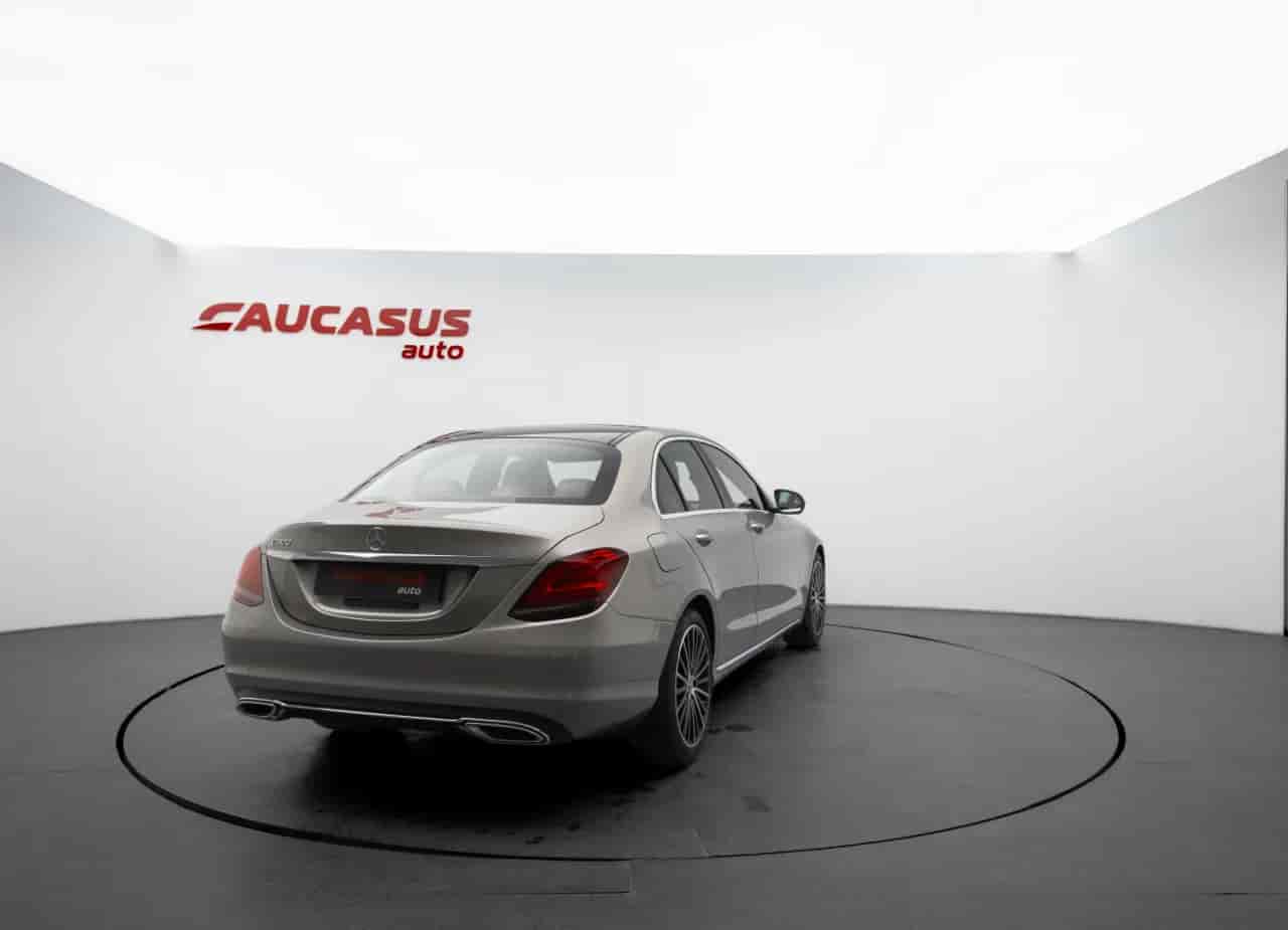 MERCEDES-BENZ C-Class - 4