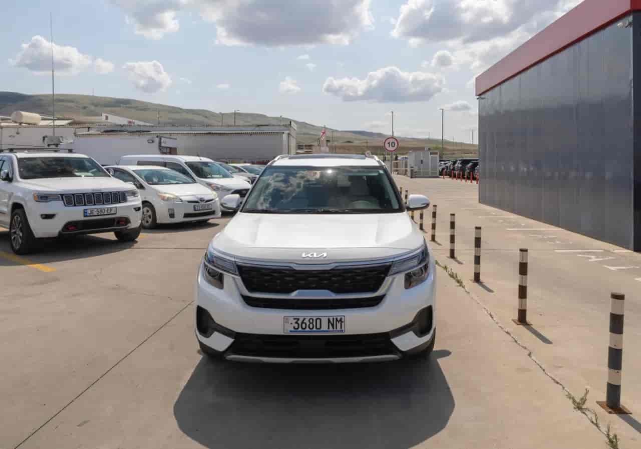 KIA Seltos - 2