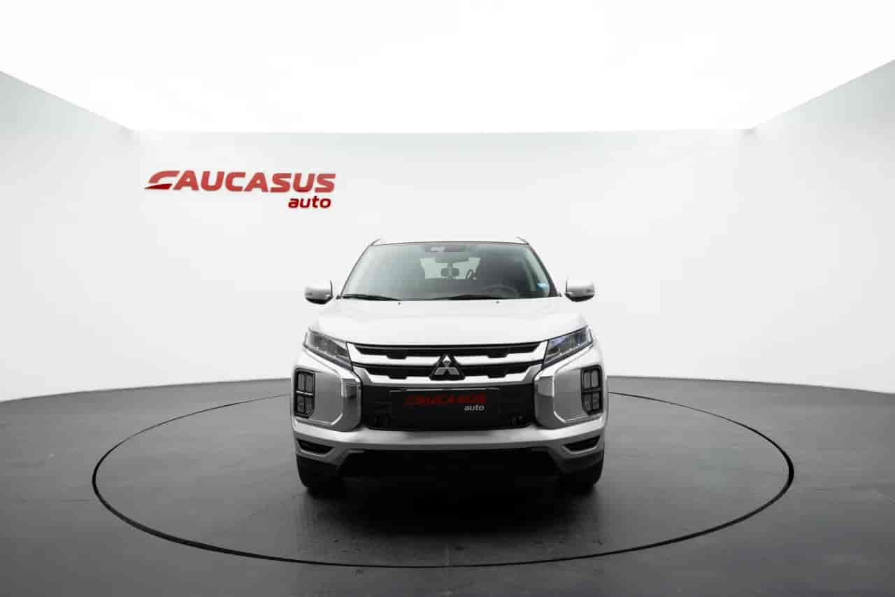 MITSUBISHI Outlander Sport - 2