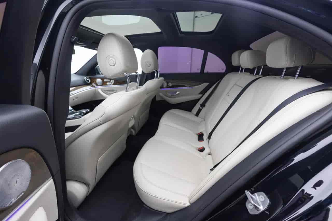 MERCEDES-BENZ E-Class - 9