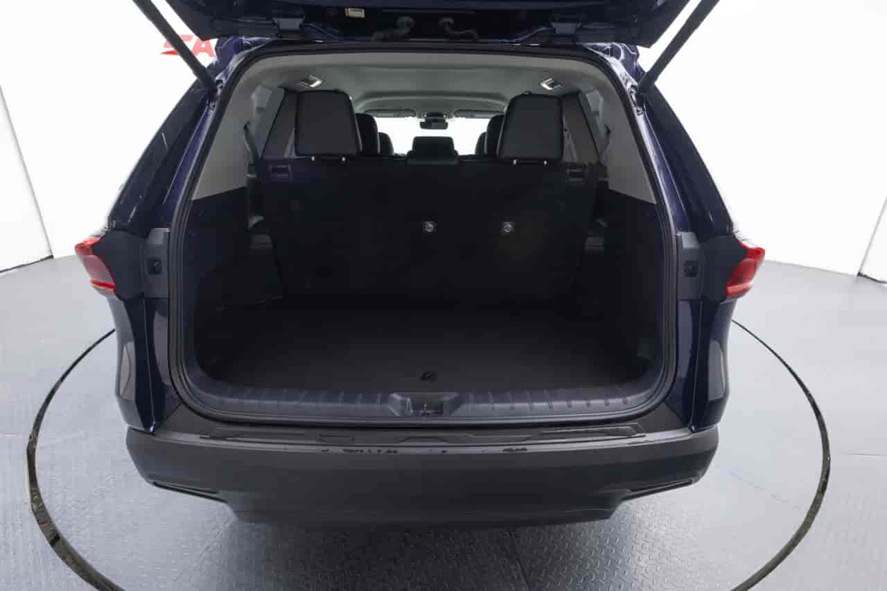 TOYOTA Grand Highlander - 7