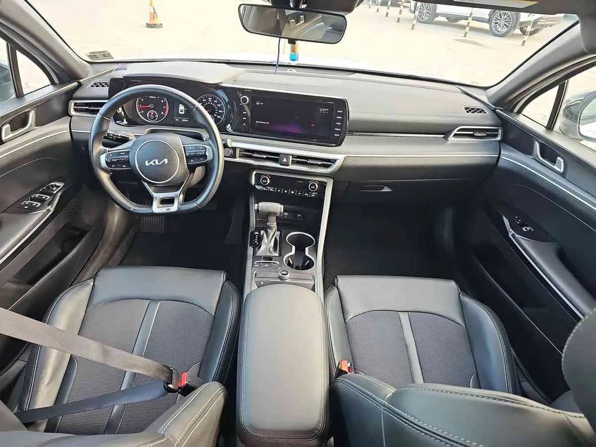 KIA K5 - 9