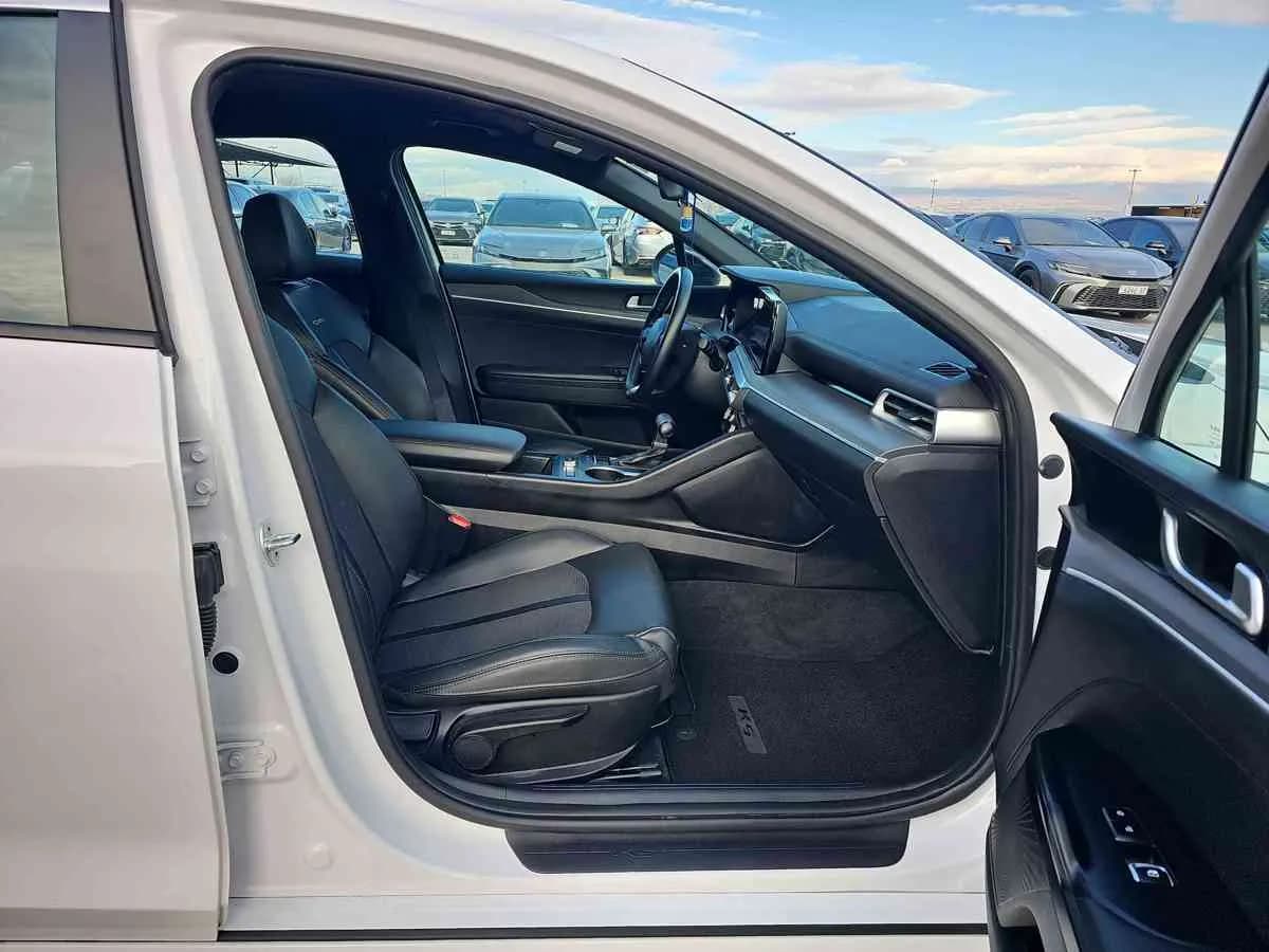 KIA K5 - 10