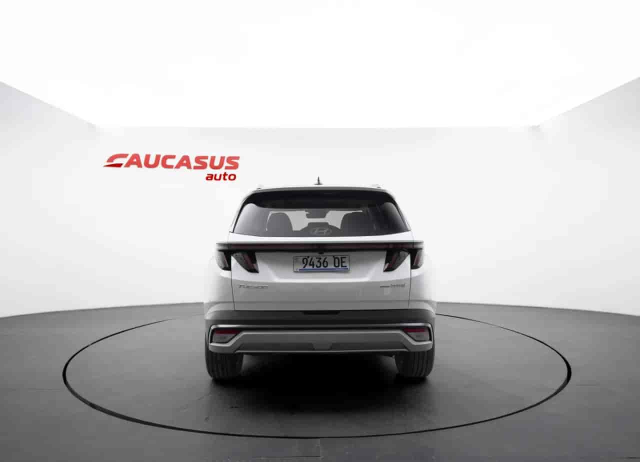 HYUNDAI Tucson - 5