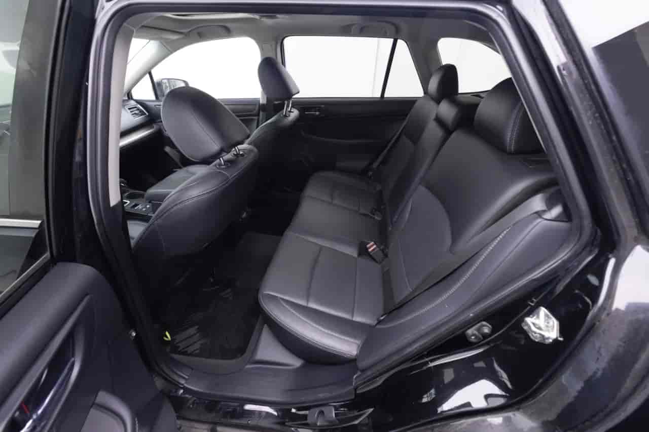SUBARU Outback - 8
