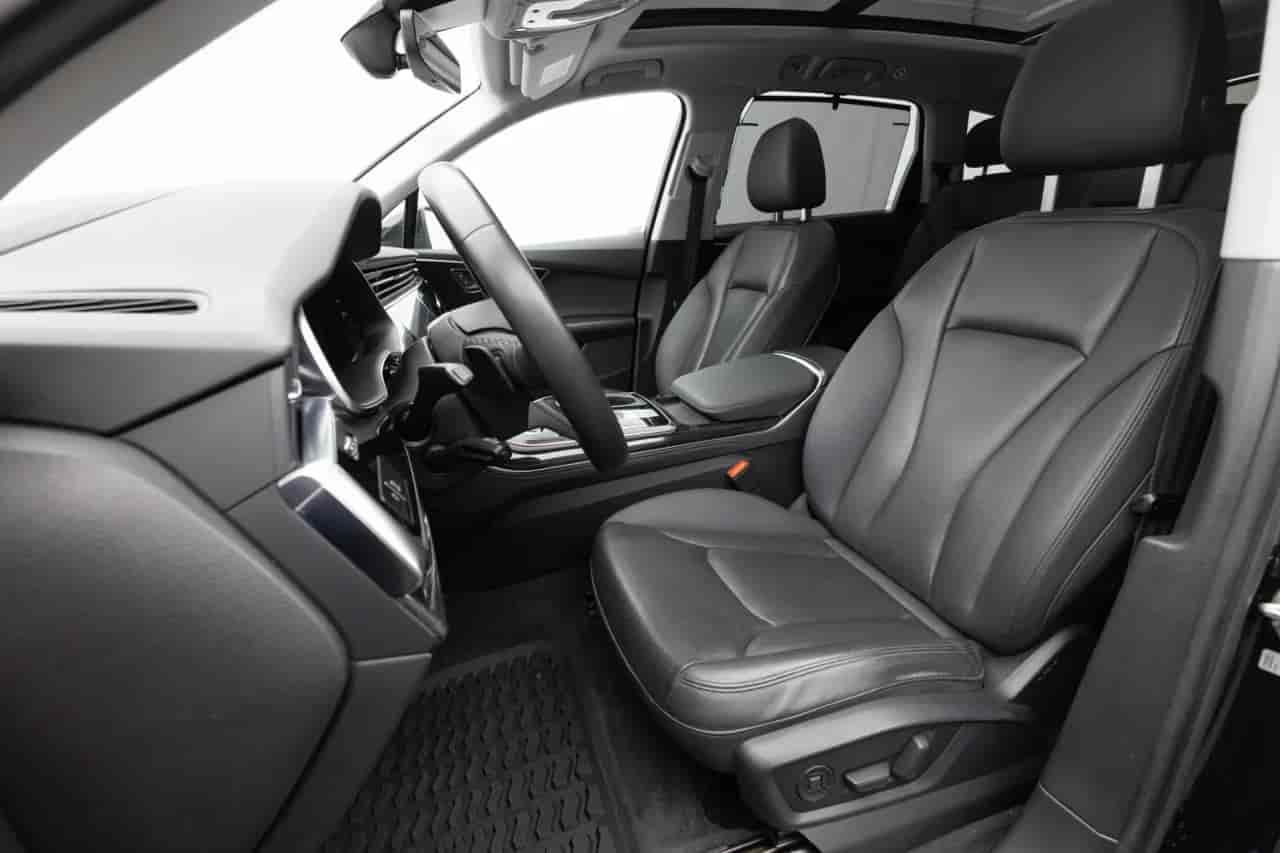 AUDI Q7 - 10