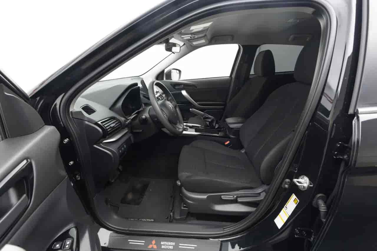 MITSUBISHI Eclipse Cross - 9