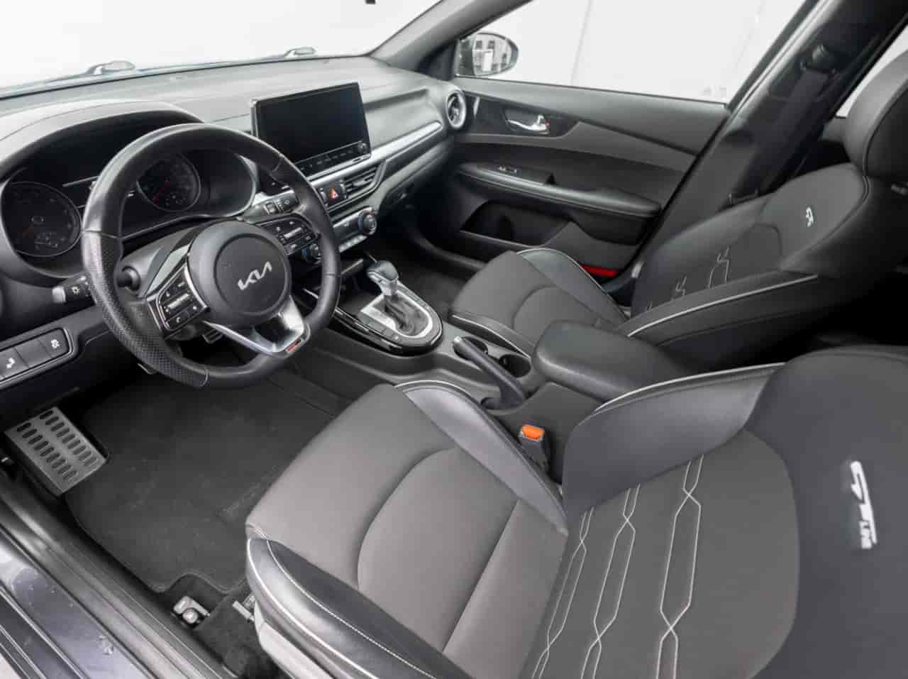 KIA Forte - 10