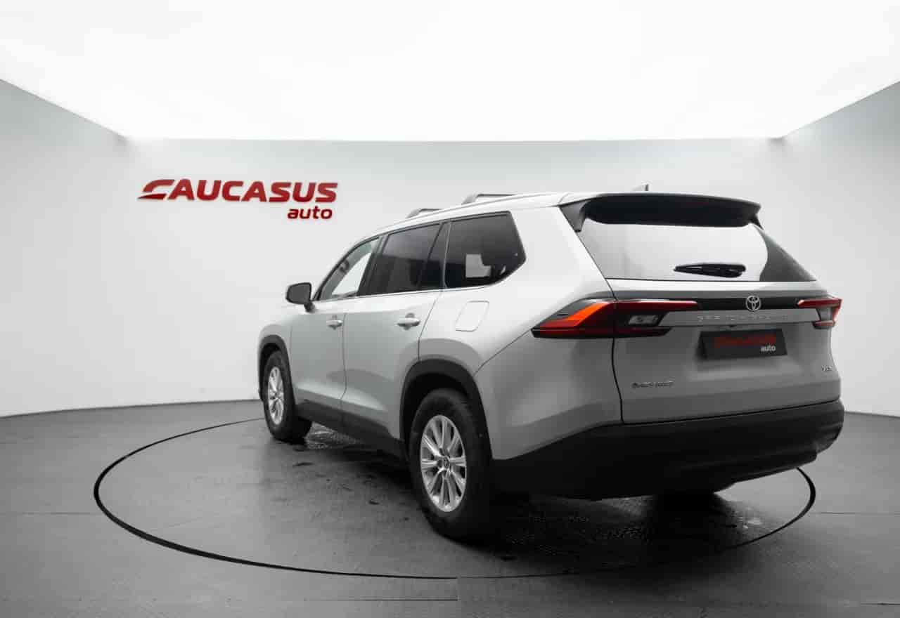 TOYOTA Grand Highlander - 6