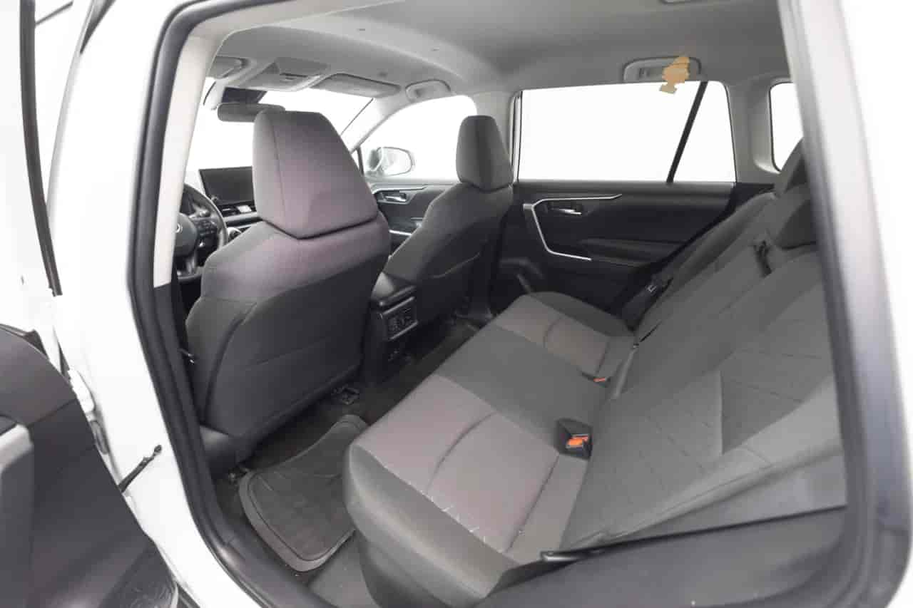 TOYOTA RAV4 - 8