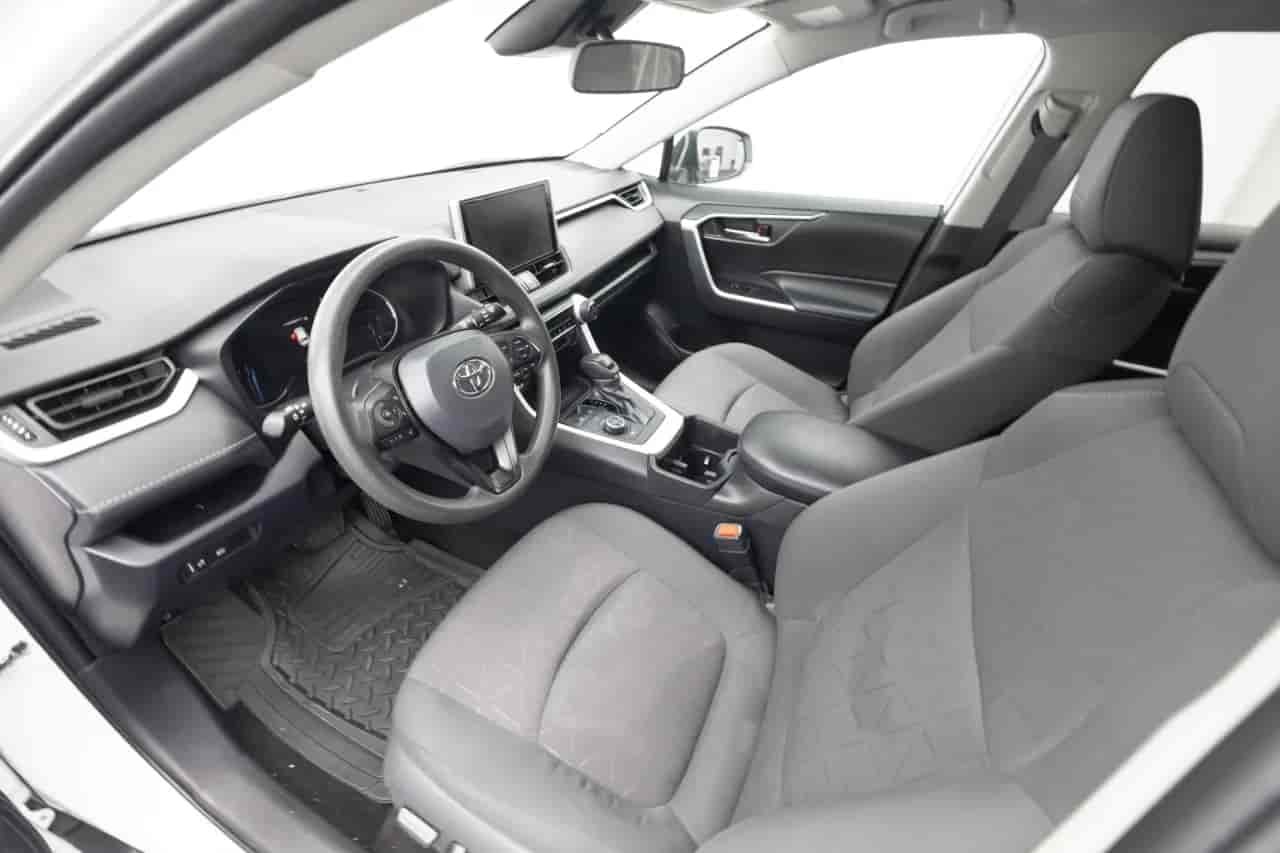 TOYOTA RAV4 - 10