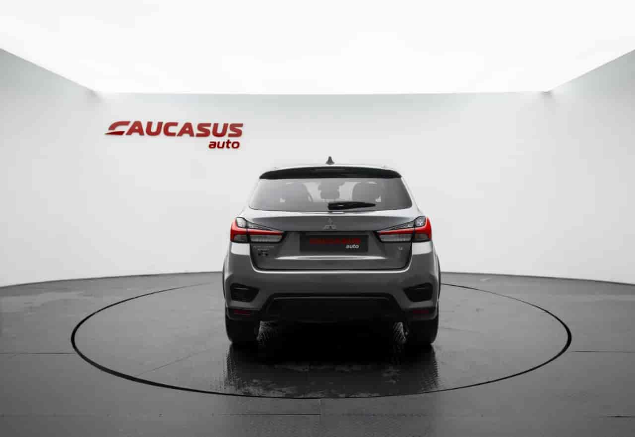 MITSUBISHI Outlander - 5