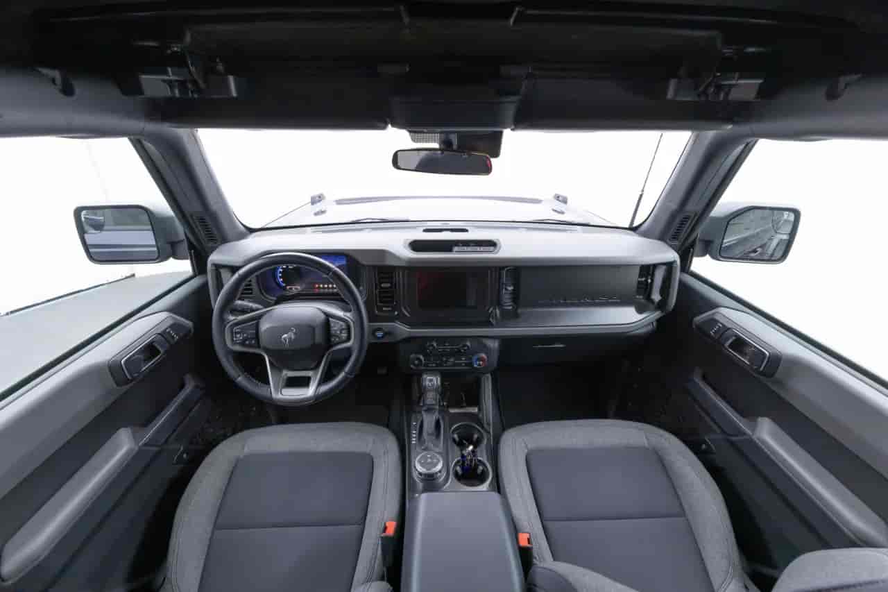 FORD Bronco - 9