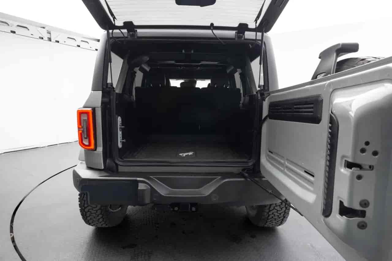 FORD Bronco - 8