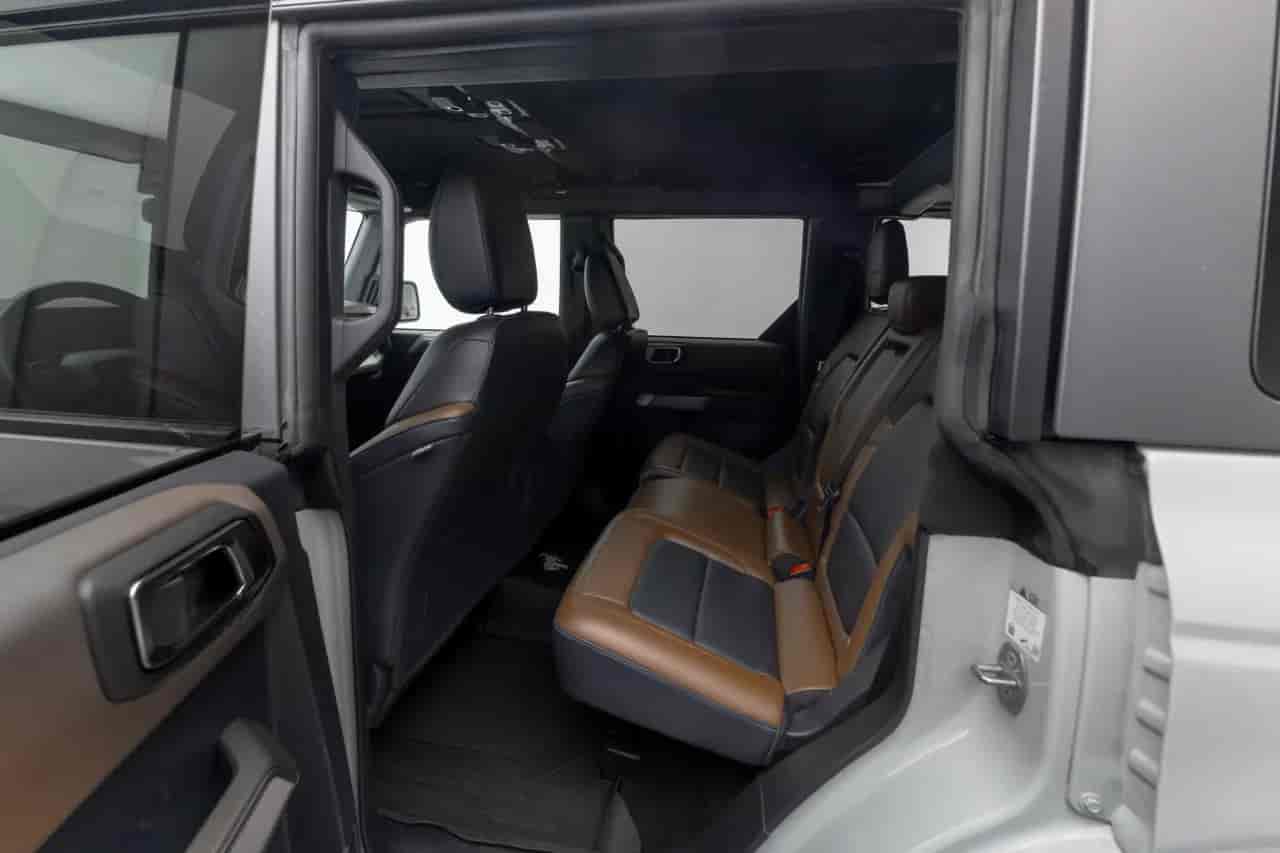 FORD Bronco - 10