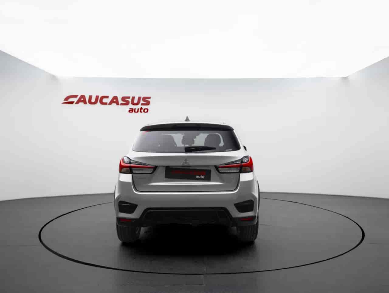 MITSUBISHI Outlander - 5