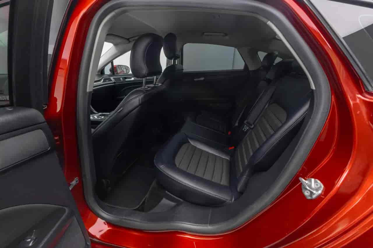 FORD Fusion - 8