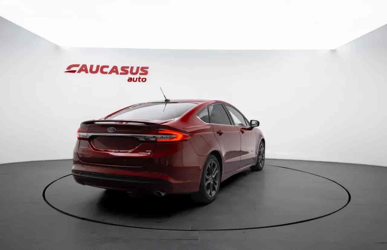 FORD Fusion - 4