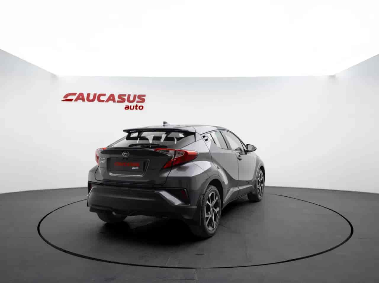 TOYOTA C-HR - 4