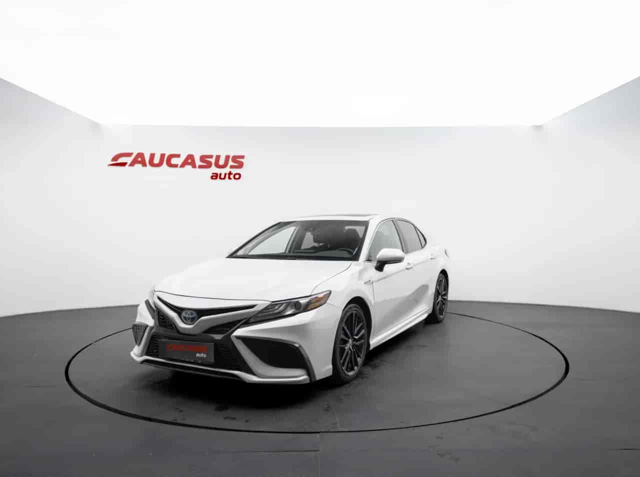 TOYOTA Camry - 1