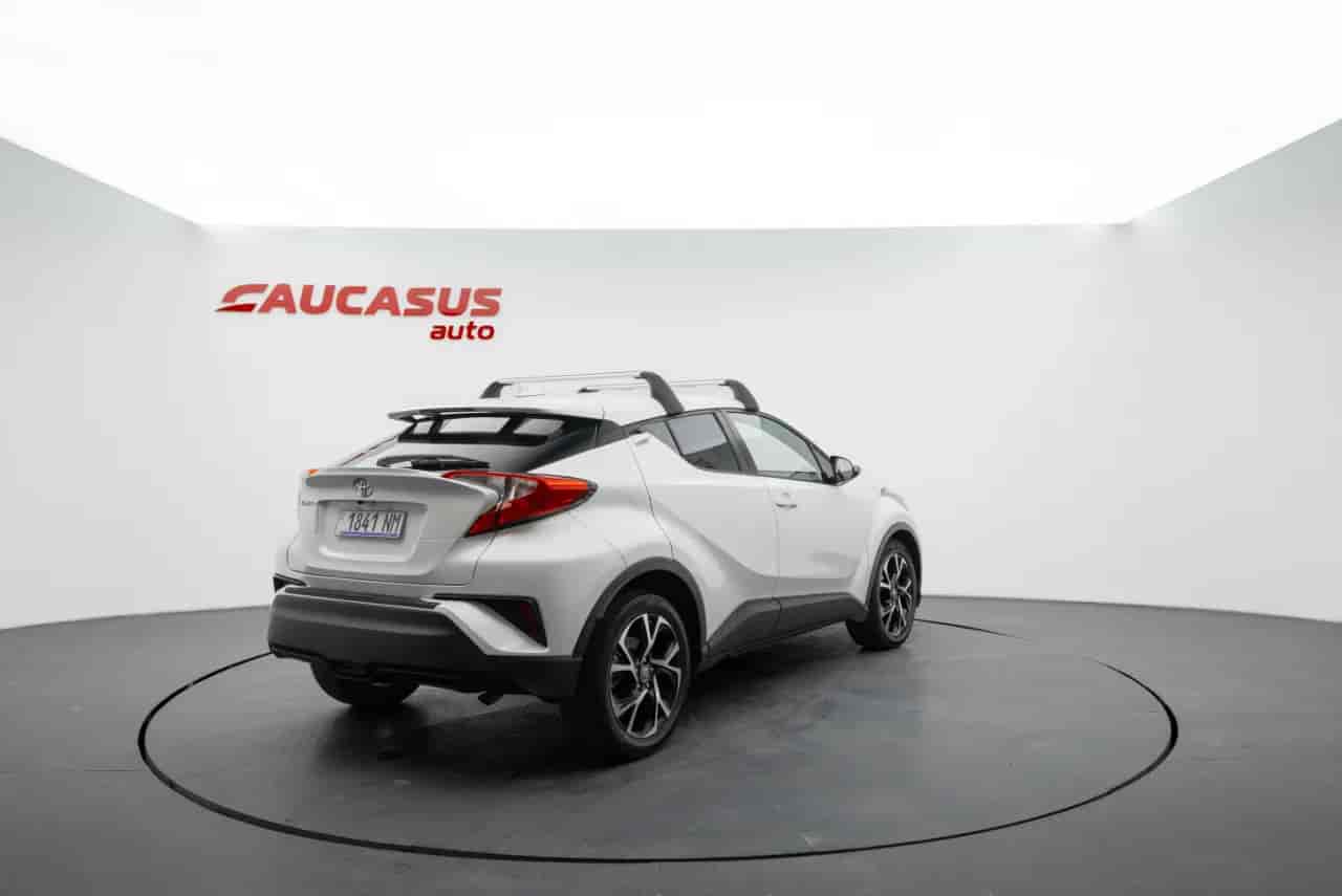 TOYOTA C-HR - 4