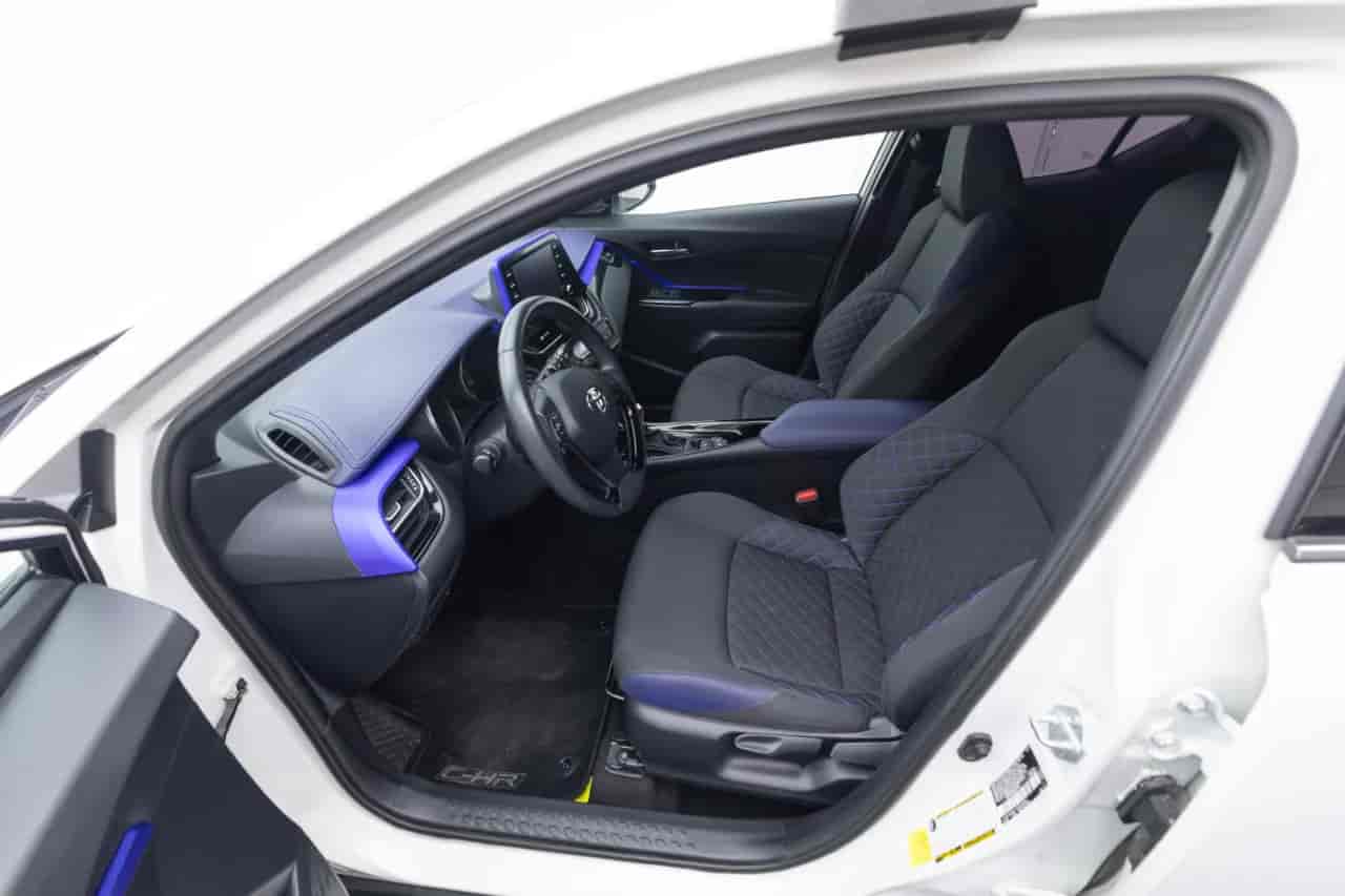 TOYOTA C-HR - 10