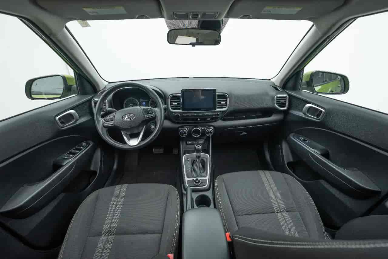 HYUNDAI Venue - 9
