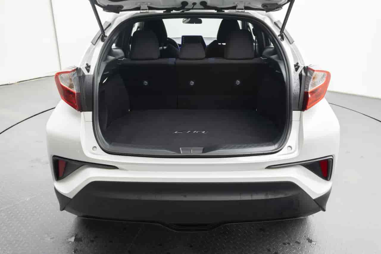 TOYOTA C-HR - 7