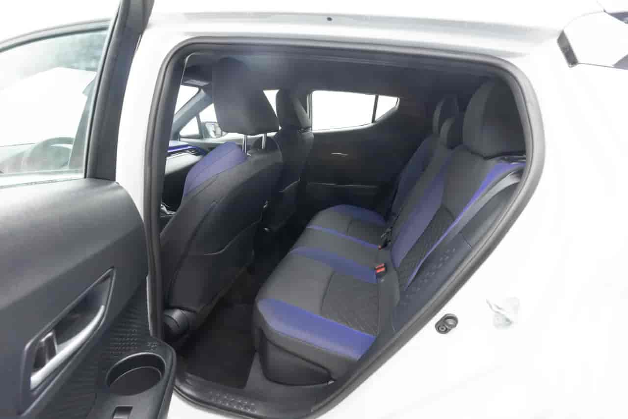 TOYOTA C-HR - 8