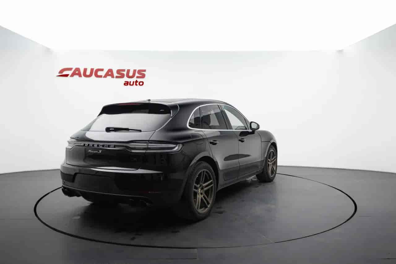 PORSCHE Macan - 4