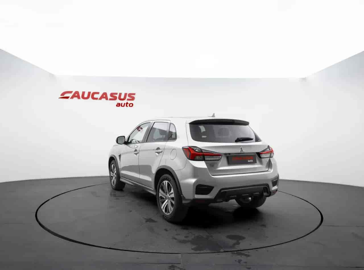 MITSUBISHI Outlander - 6