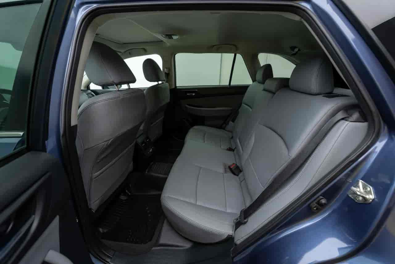 SUBARU Outback - 8