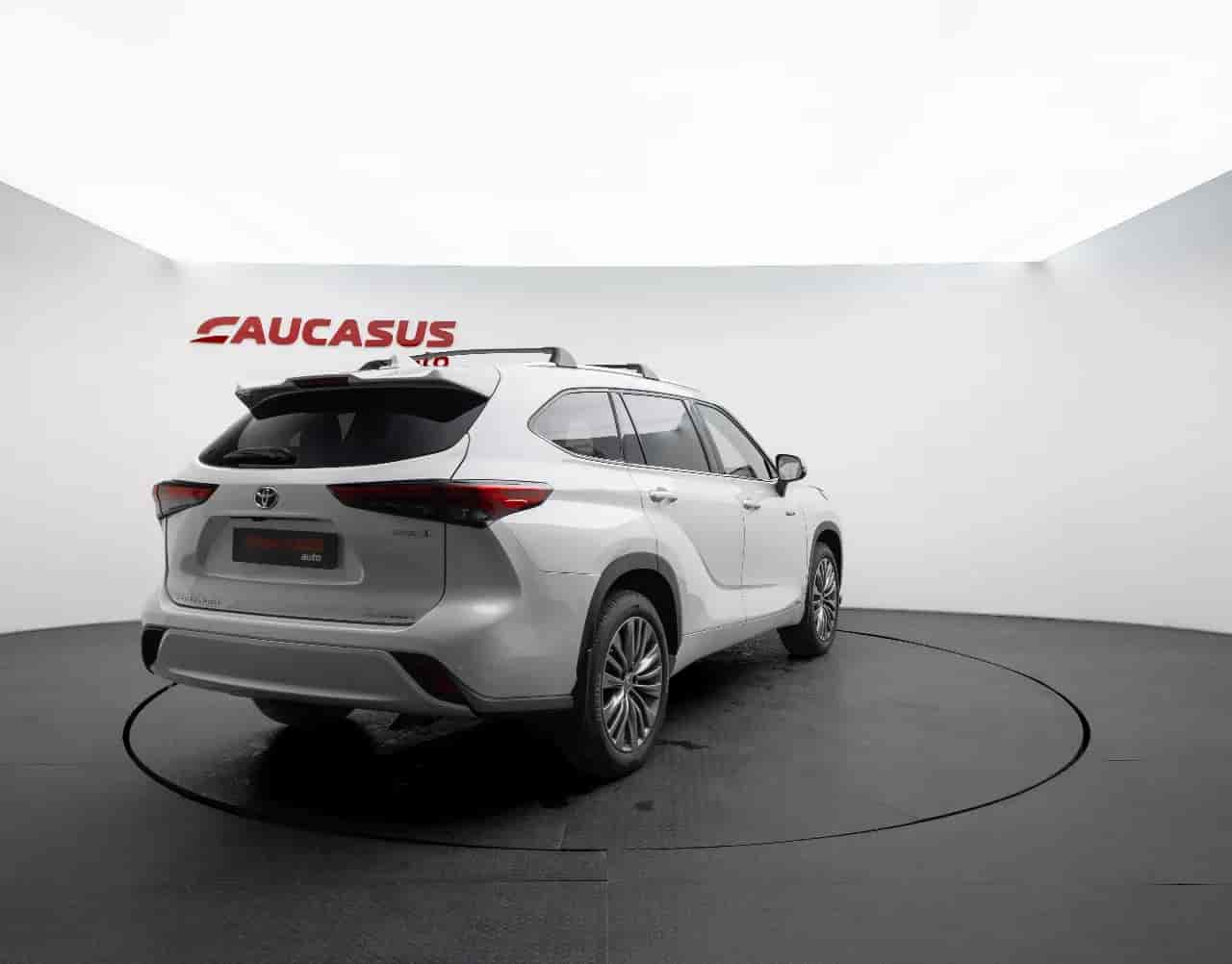 TOYOTA Highlander - 4