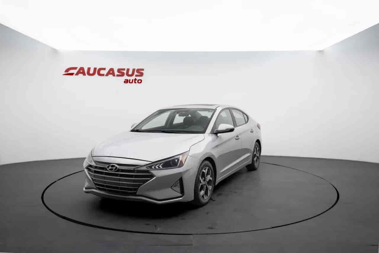 HYUNDAI Elantra - 1