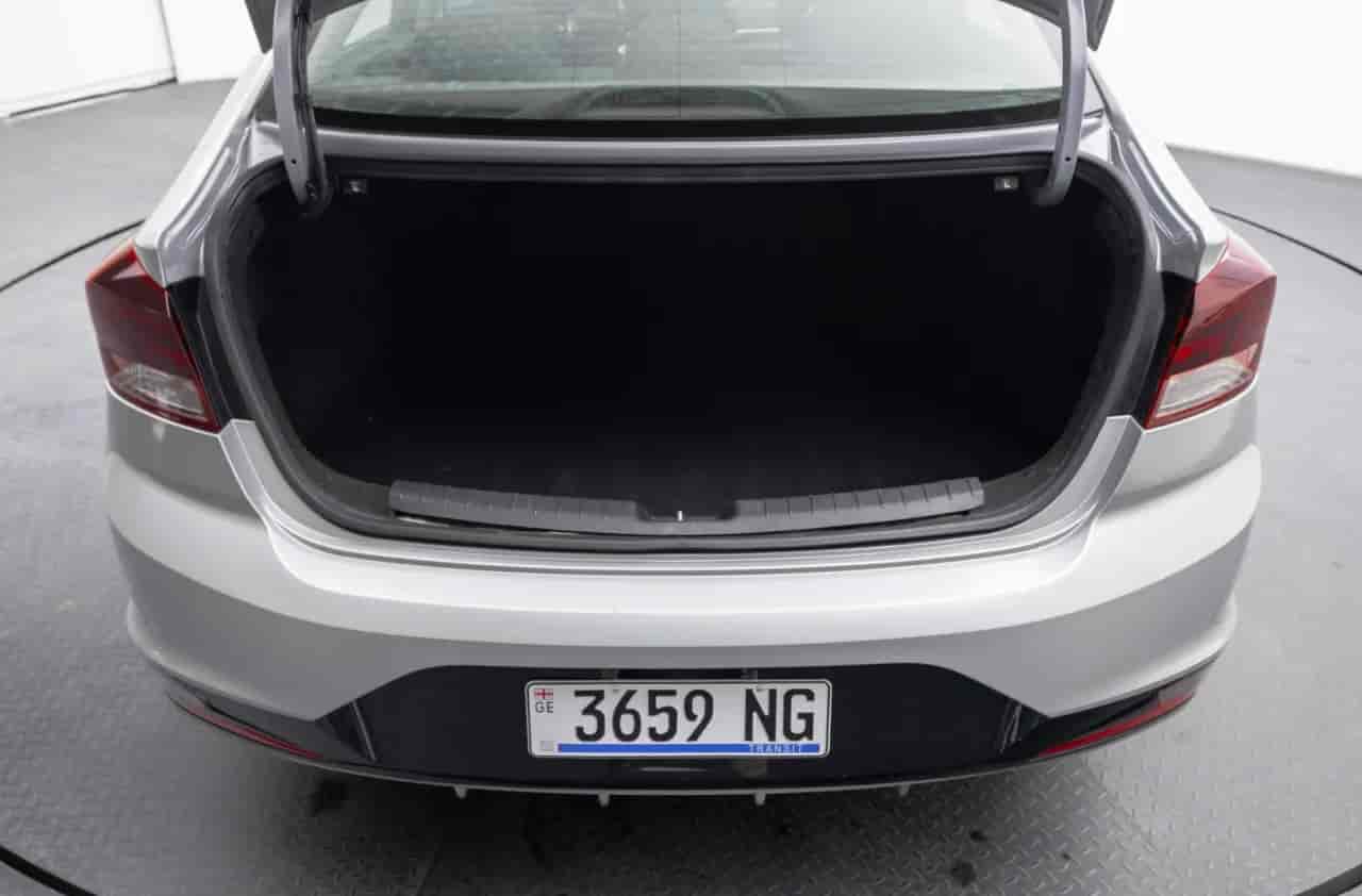 HYUNDAI Elantra - 7