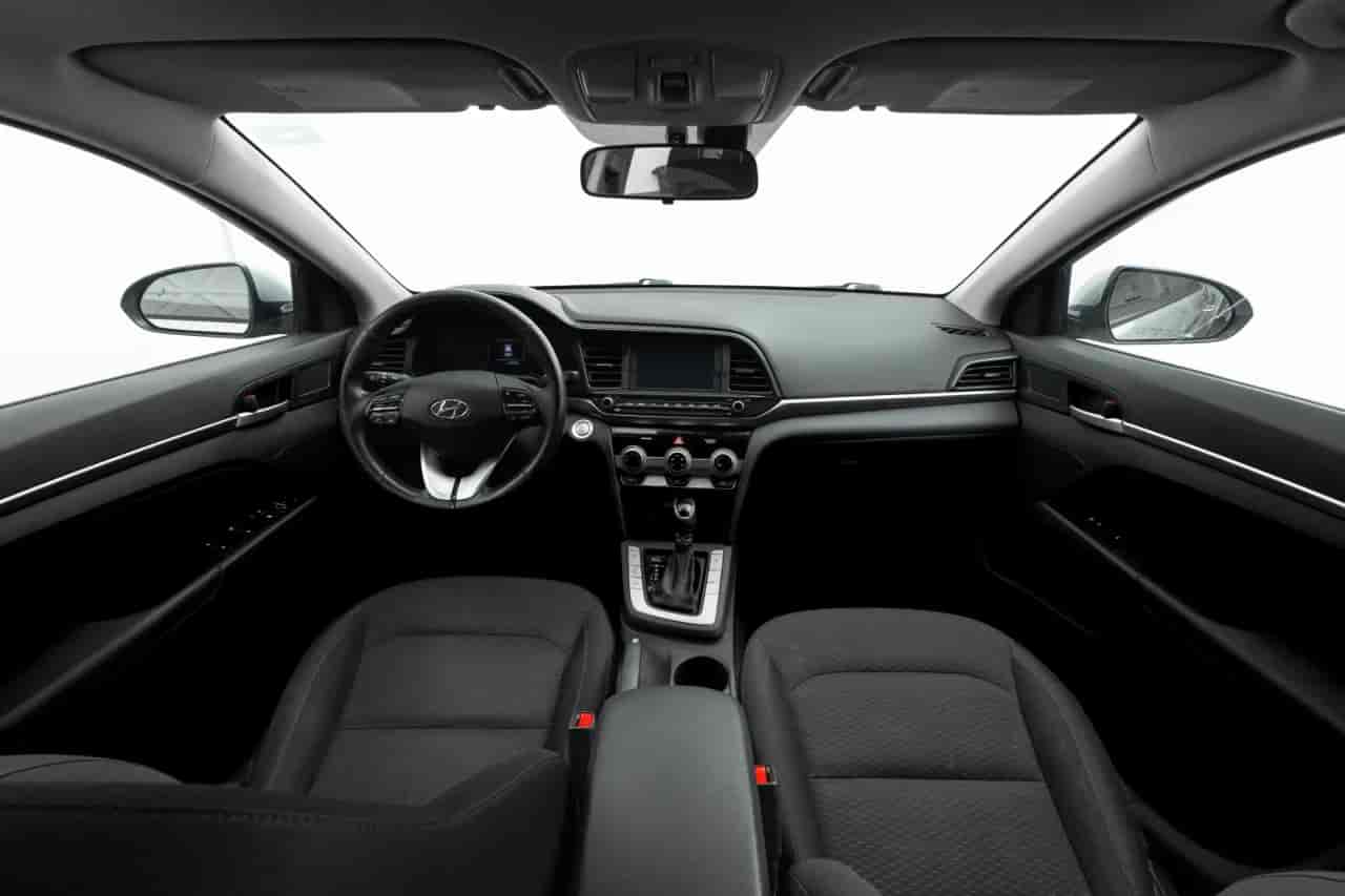 HYUNDAI Elantra - 9
