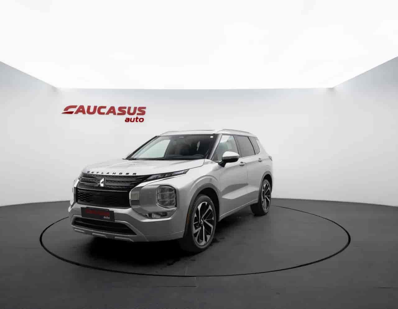 MITSUBISHI Outlander - 1