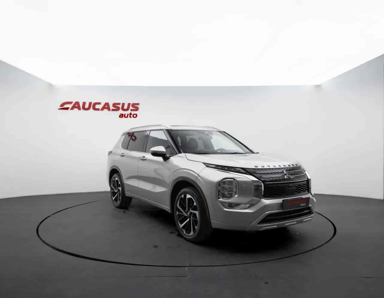 MITSUBISHI Outlander - 3