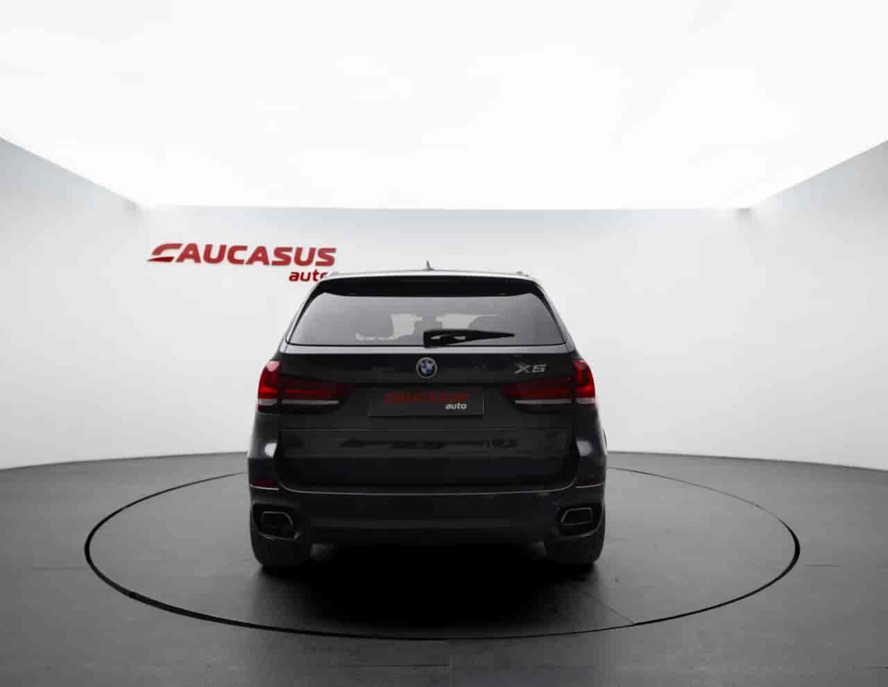 BMW X5 - 5