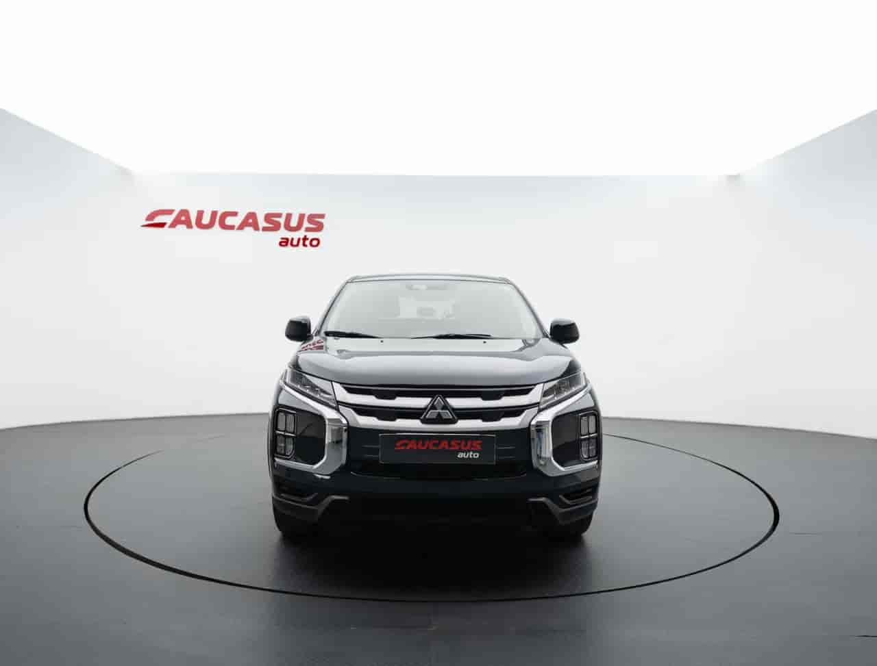 MITSUBISHI Outlander - 2