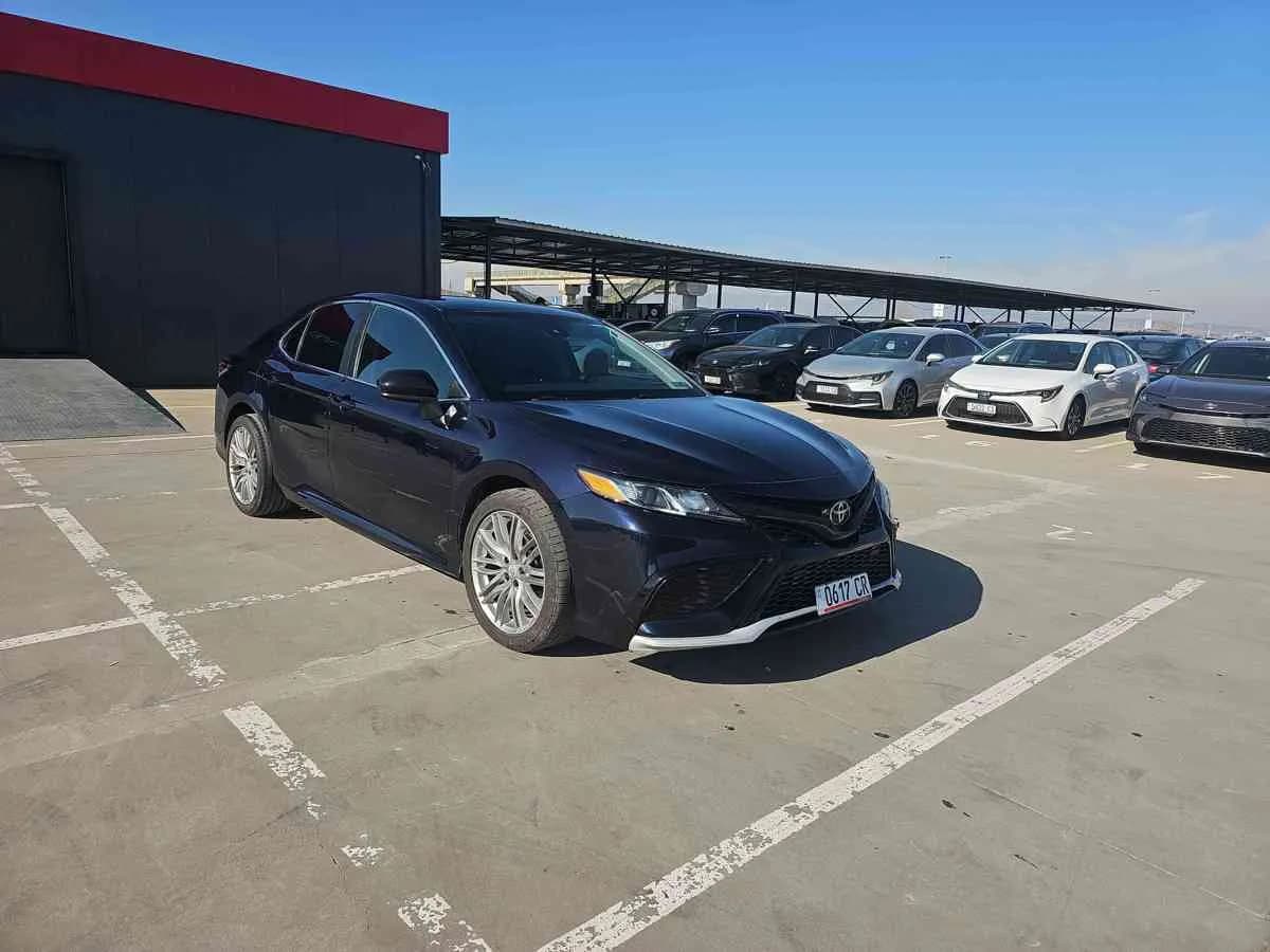 TOYOTA Camry - 3