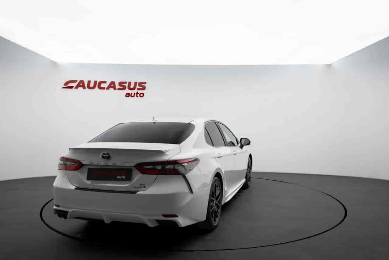 TOYOTA Camry - 4