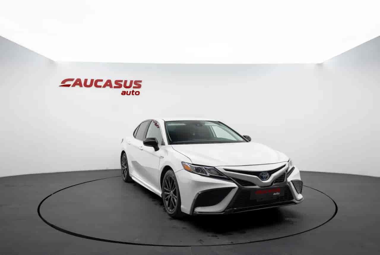 TOYOTA Camry - 3