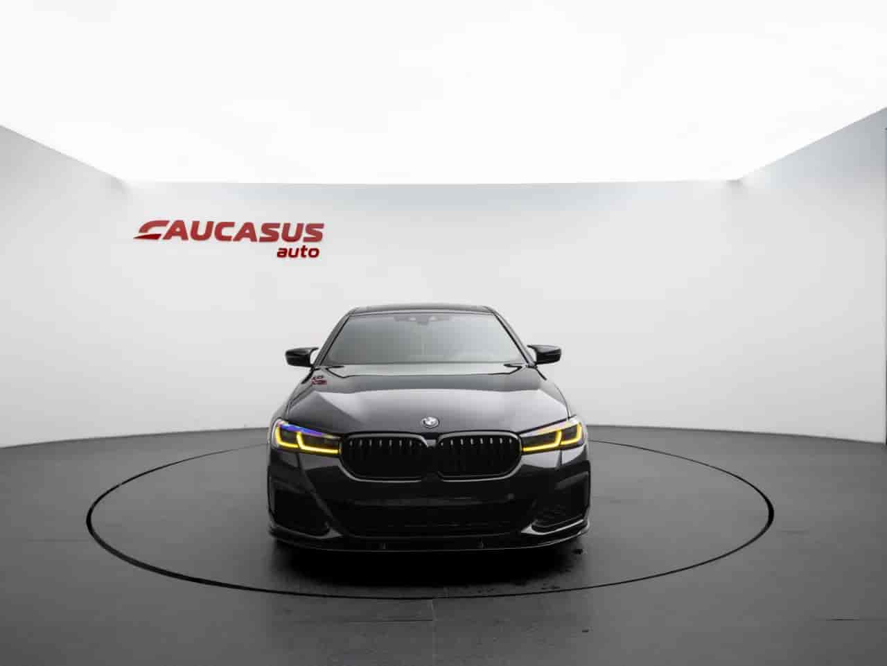 BMW 5-Series - 2