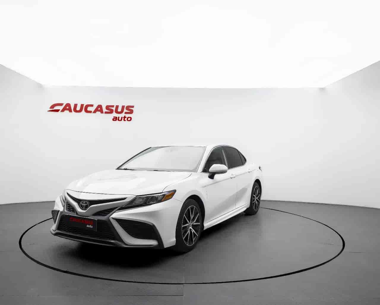 TOYOTA Camry - 1