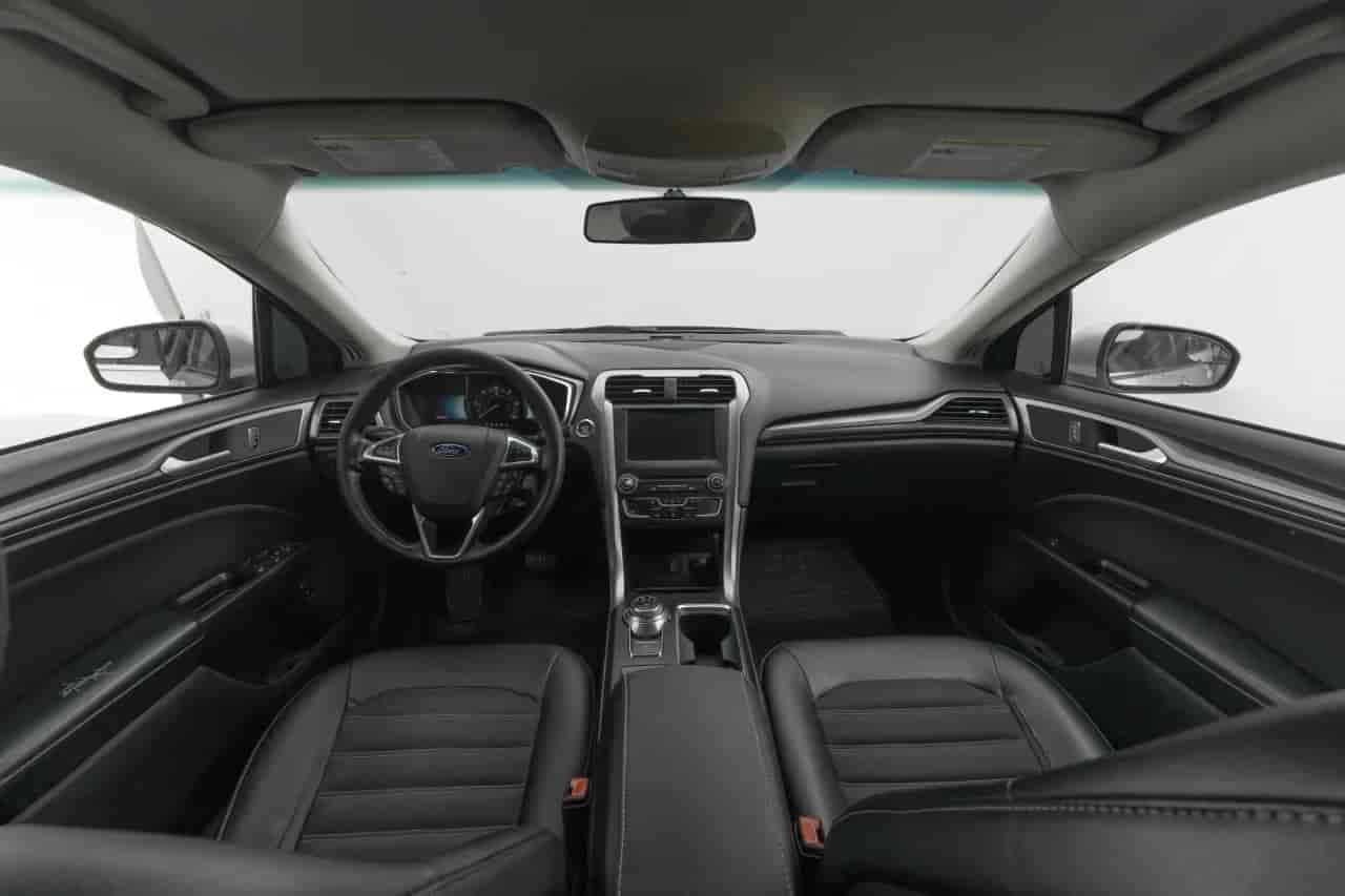 FORD Fusion - 8