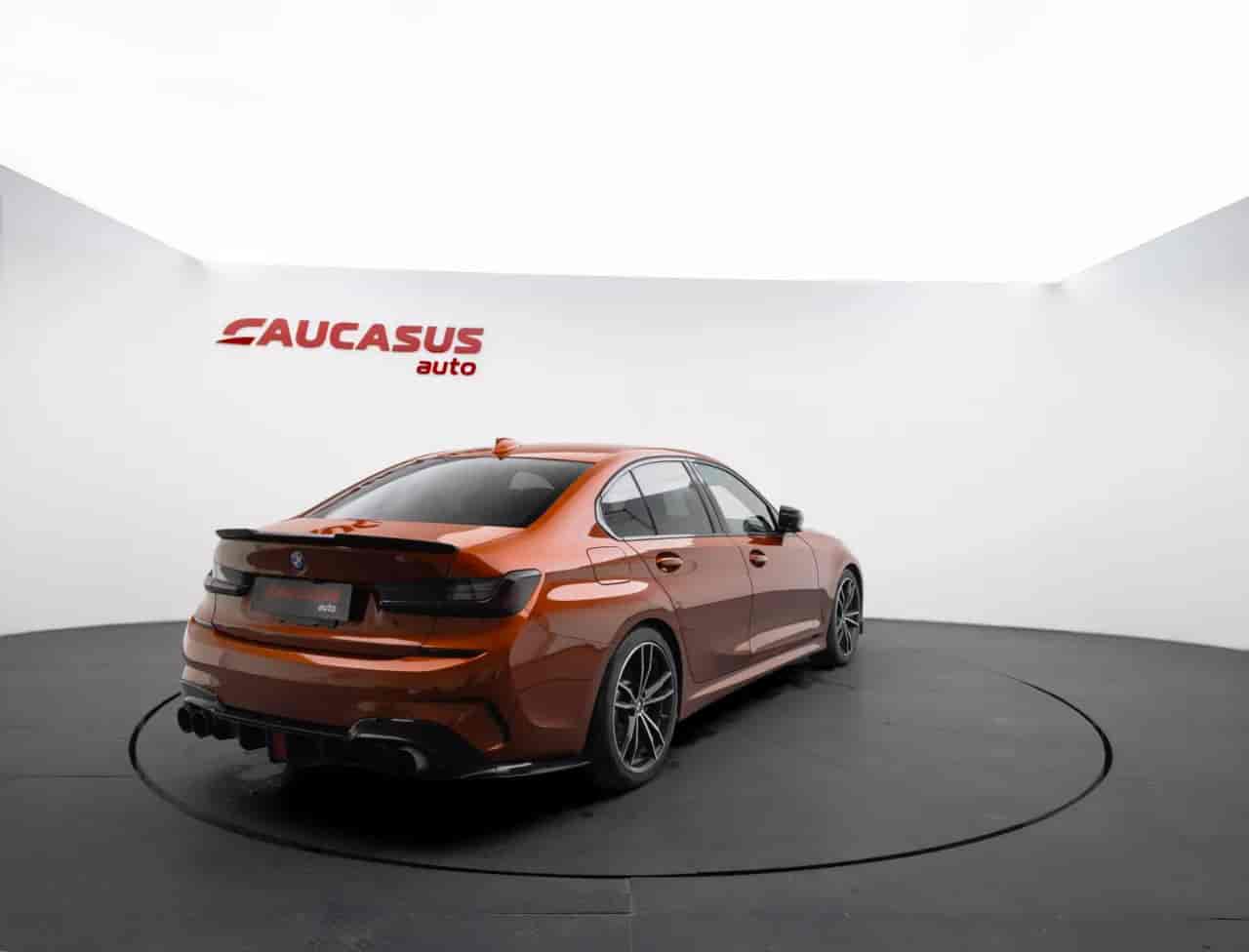 BMW 3-Series - 4