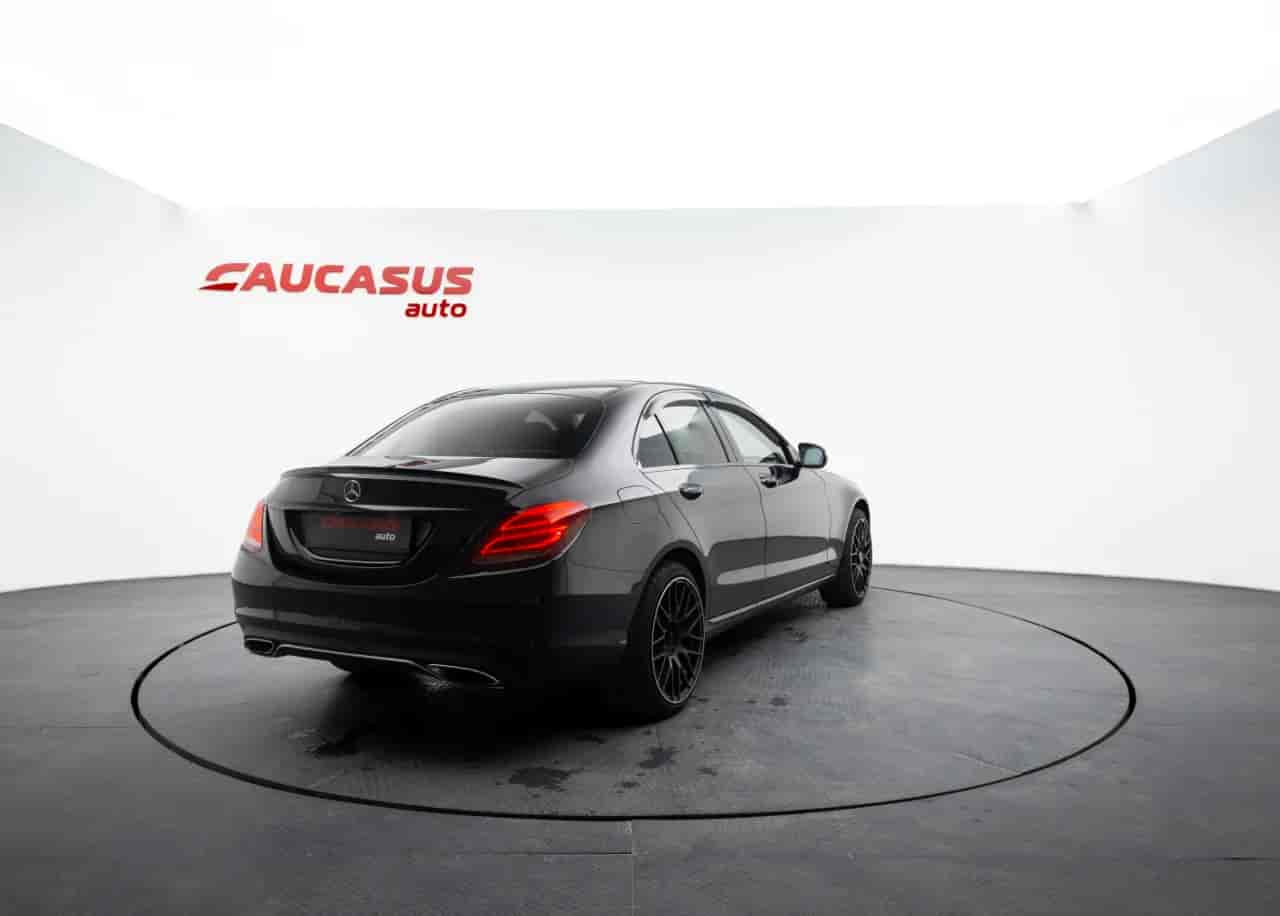 MERCEDES-BENZ C-Class - 4