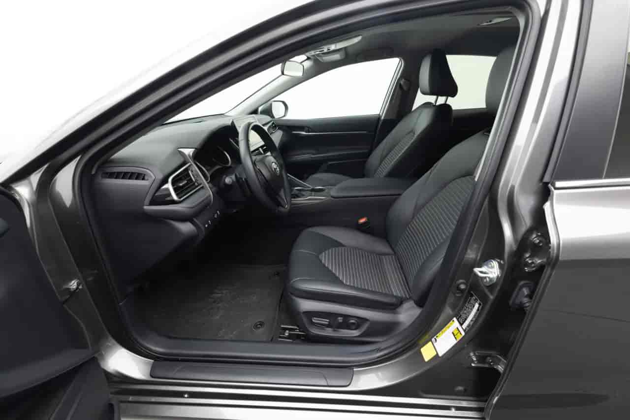 TOYOTA Camry - 10